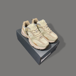 New Balance 530 Cream Beige